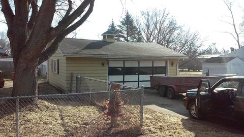 4519 Parkway Ave, Mchenry, IL 60050 photo 2
