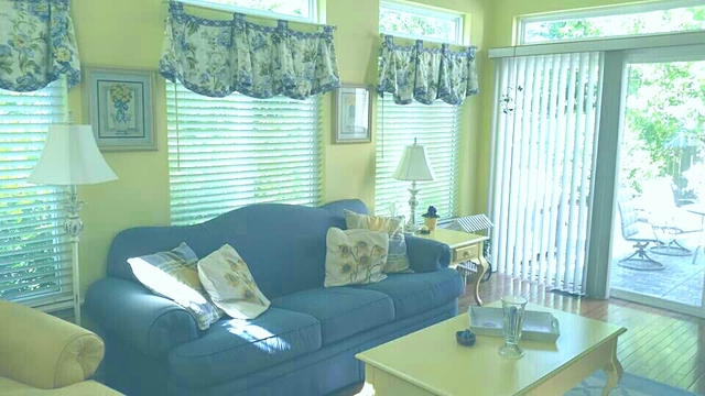 4805 Joyce Ln, Mchenry, IL 60050 photo 8