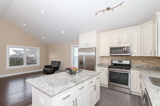 489 Harvard Ln, Bartlett, IL 60103 photo 11