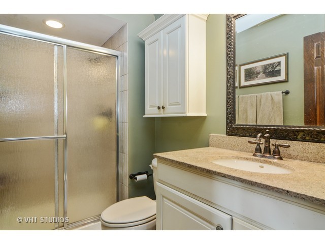 4109 Oaksbury Ln, Rolling Meadows, IL 60008 photo 12