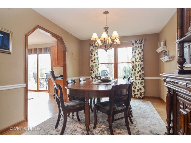 4109 Oaksbury Ln, Rolling Meadows, IL 60008 photo 7