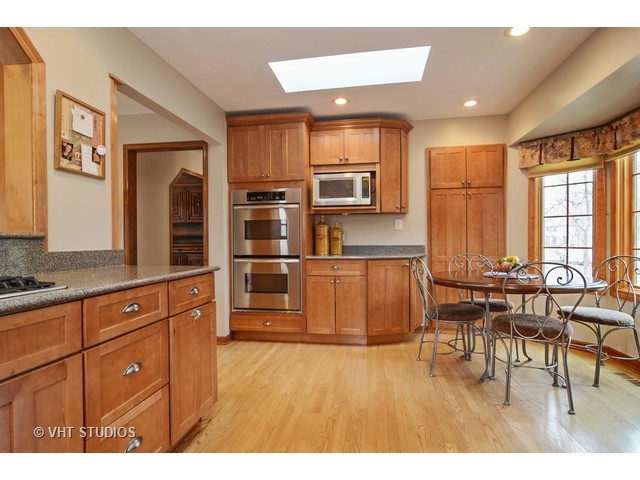 4109 Oaksbury Ln, Rolling Meadows, IL 60008 photo 5