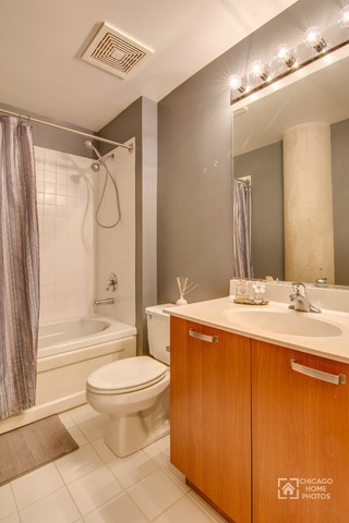 111 S Morgan St #706, Chicago, IL 60607 photo 10
