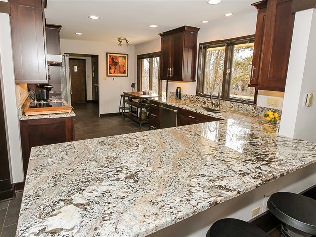 349 Old Sutton Rd, Barrington, IL 60010 photo 11