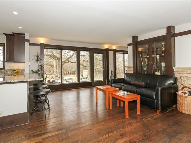 349 Old Sutton Rd, Barrington, IL 60010 photo 6