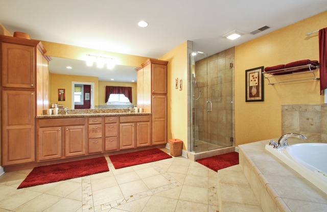 836 Walter Ave, Des Plaines, IL 60016 photo 13