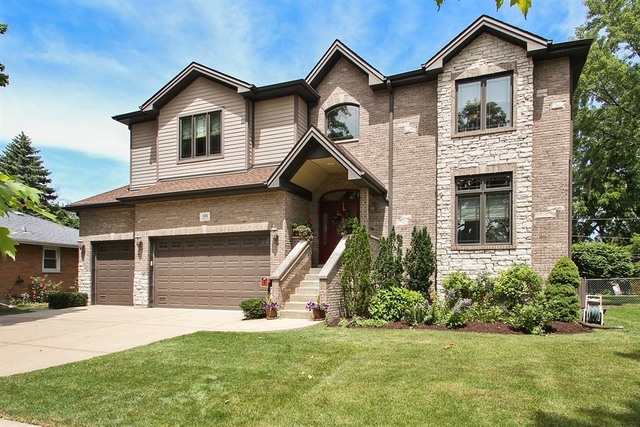 836 Walter Ave, Des Plaines, IL 60016 photo 1