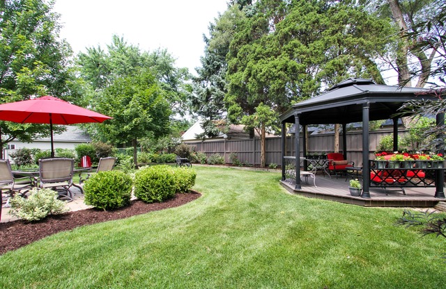 836 Walter Ave, Des Plaines, IL 60016 photo 23