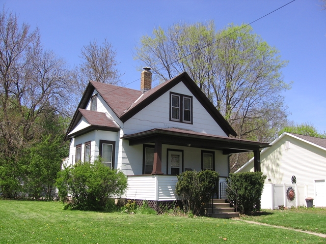 523 Chambers St, Ottawa, IL 61350 photo 1