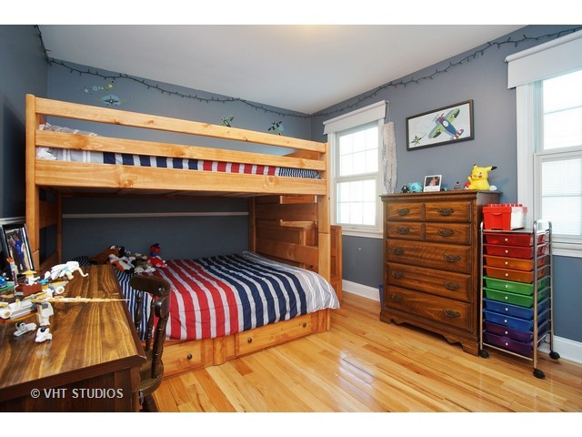 408 Ardmore Rd, Des Plaines, IL 60016 photo 9