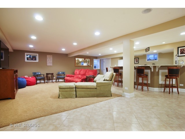 408 Ardmore Rd, Des Plaines, IL 60016 photo 8