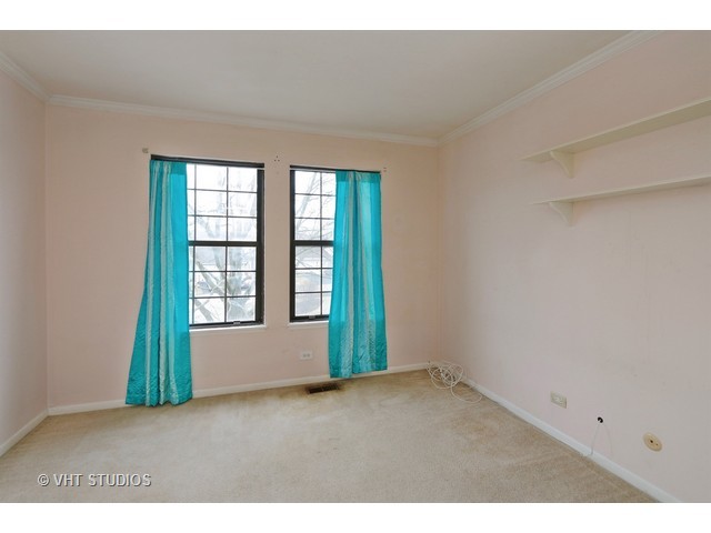 641 Williams Ct, Gurnee, IL 60031 photo 7
