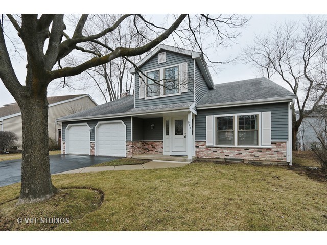 641 Williams Ct, Gurnee, IL 60031 photo 1