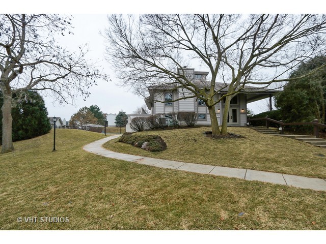 641 Williams Ct, Gurnee, IL 60031 photo 9