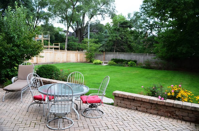 605 Glendale Rd, Glenview, IL 60025 photo 23