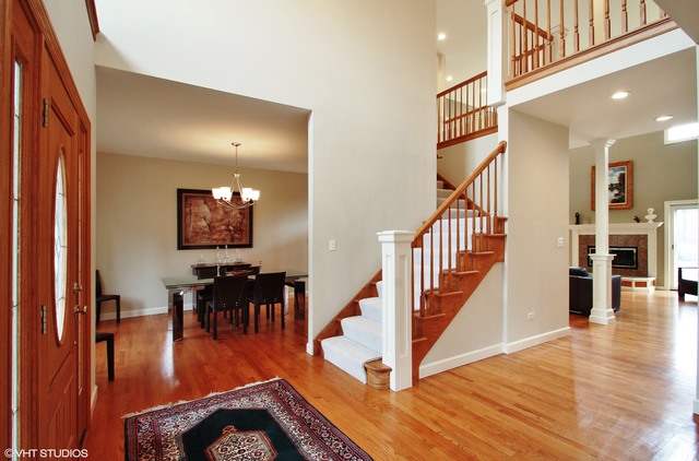 605 Glendale Rd, Glenview, IL 60025 photo 2