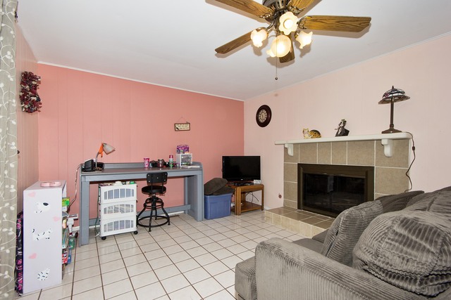 1409 N Erickson Dr, Kankakee, IL 60901 photo 6