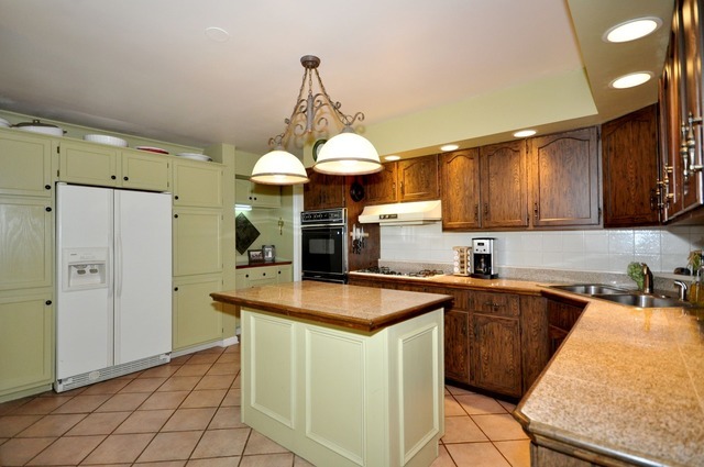 325 Nuttall Rd, Riverside, IL 60546 photo 10
