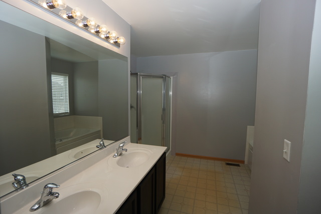 6416 Vail Ridge Dr, Plainfield, IL 60586 photo 8