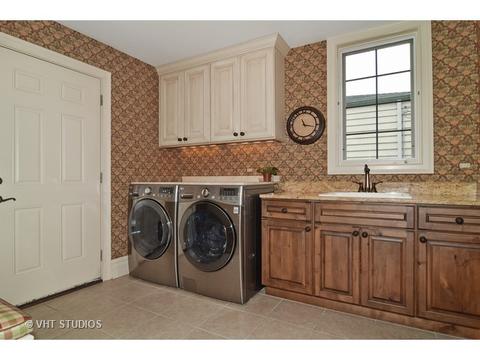 609 N Eagle St, Naperville, IL 60563 photo 23