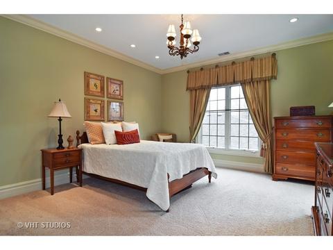 609 N Eagle St, Naperville, IL 60563 photo 12