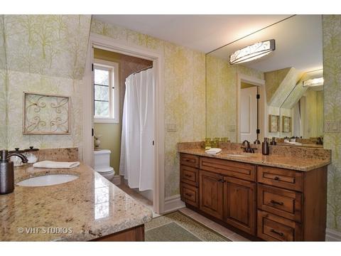 609 N Eagle St, Naperville, IL 60563 photo 15