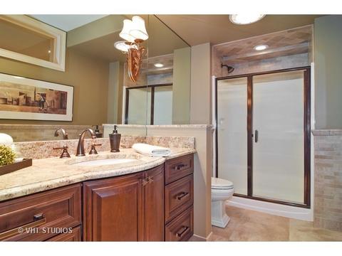 609 N Eagle St, Naperville, IL 60563 photo 18