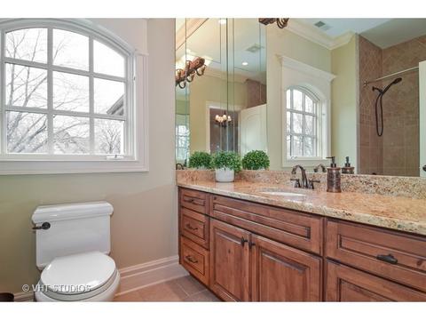 609 N Eagle St, Naperville, IL 60563 photo 14