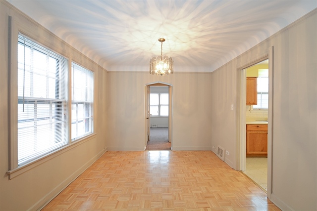 9906 S Artesian Ave, Chicago, IL 60655 photo 4