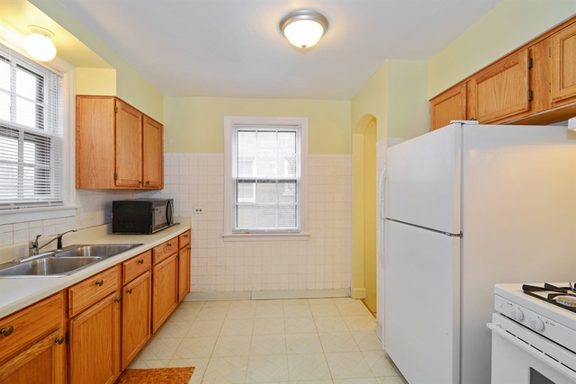 9906 S Artesian Ave, Chicago, IL 60655 photo 3