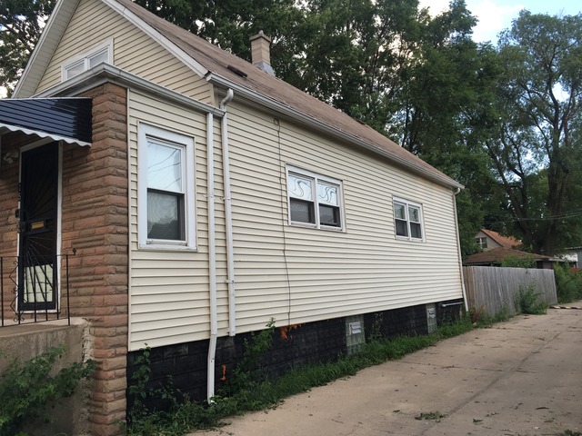 15 E 122nd St, Chicago, IL 60628 photo 4