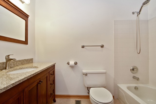 18899 S Vanderbilt Dr, Mokena, IL 60448 photo 8