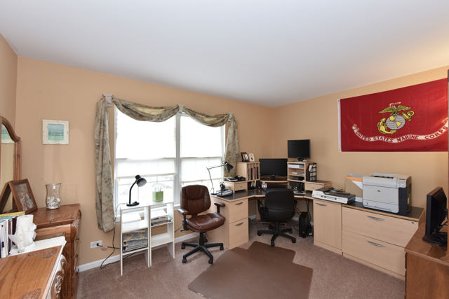827 Adderly Ln, Gurnee, IL 60031 photo 15