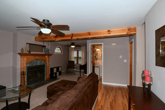 906 N Center St, Mchenry, IL 60050 photo 3