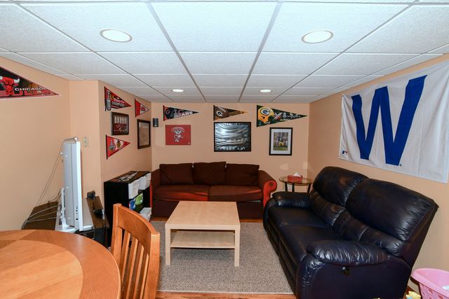 906 N Center St, Mchenry, IL 60050 photo 18