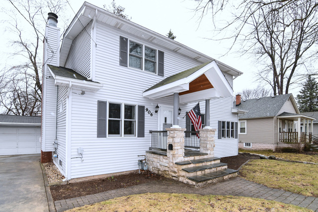 906 N Center St, Mchenry, IL 60050 photo 1