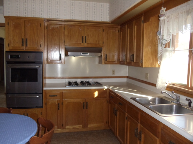 307 Linden St, Dwight, IL 60420 photo 6