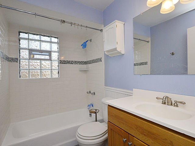 2017 Seward St, Evanston, IL 60202 photo 20