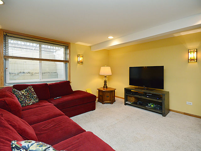 2017 Seward St, Evanston, IL 60202 photo 19