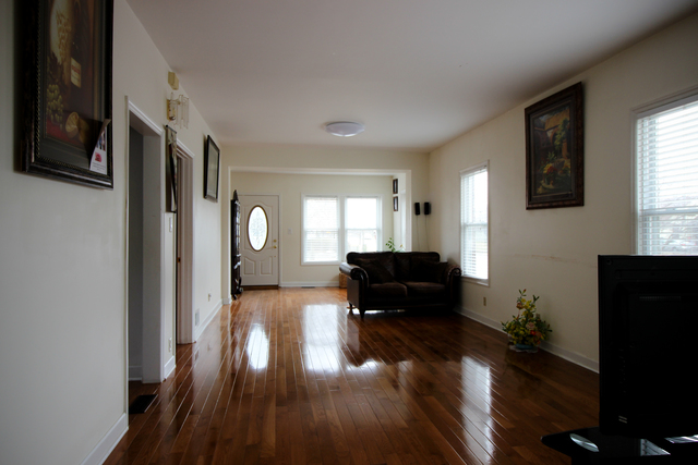 853 Bowditch Ave, Aurora, IL 60506 photo 5