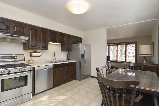 3907 Eagle Ln, Rolling Meadows, IL 60008 photo 7