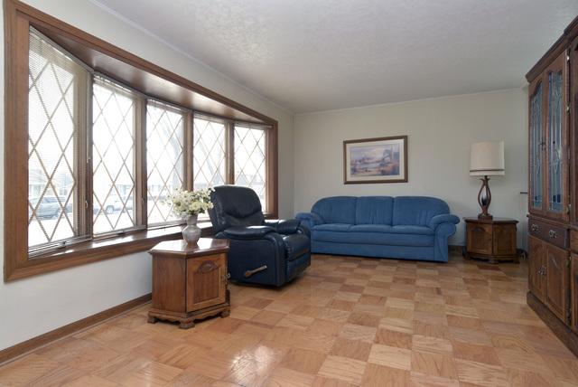 3907 Eagle Ln, Rolling Meadows, IL 60008 photo 3