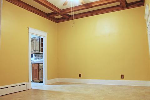 206 E West St, Georgetown, IL 61846 photo 8