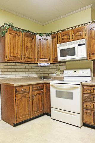 206 E West St, Georgetown, IL 61846 photo 2