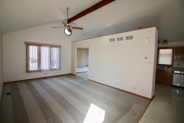 14641 Knox Ave, Midlothian, IL 60445 photo 7