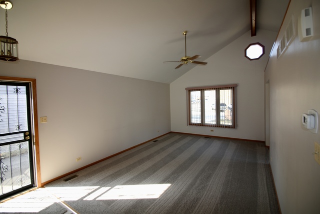 14641 Knox Ave, Midlothian, IL 60445 photo 6