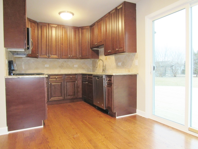 844 Walnut Ct, Marengo, IL 60152 photo 17