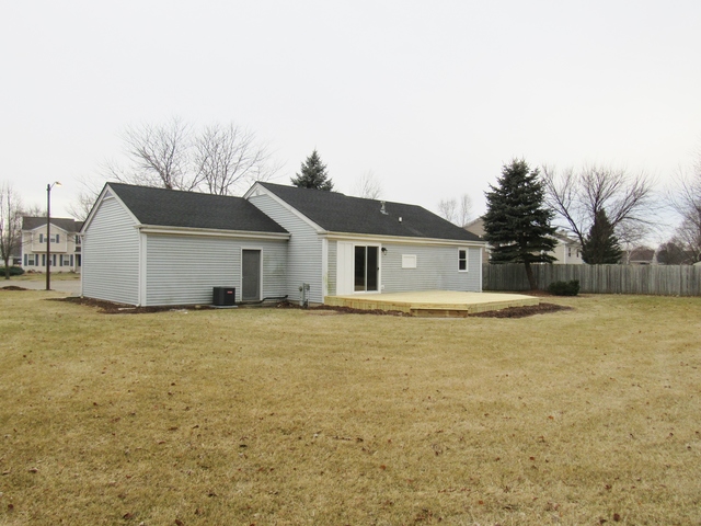 844 Walnut Ct, Marengo, IL 60152 photo 9