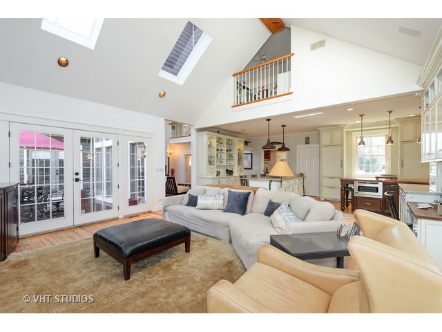 828 Glenview Rd, Glenview, IL 60025 photo 5