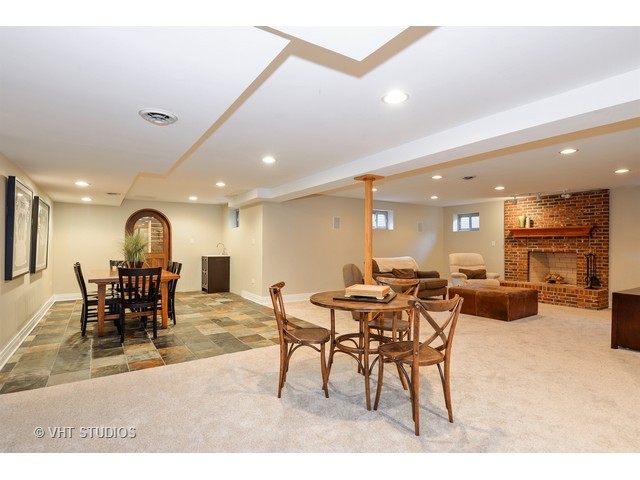 828 Glenview Rd, Glenview, IL 60025 photo 12